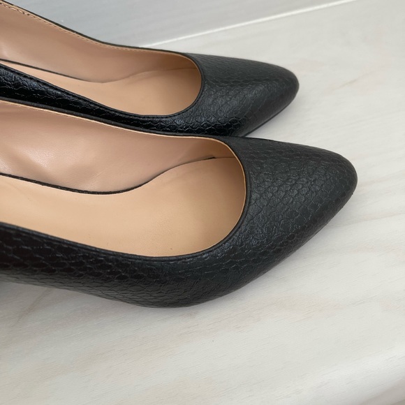 Bandolino Black Pumps | Block Heel | Sling-back - Picture 3 of 5